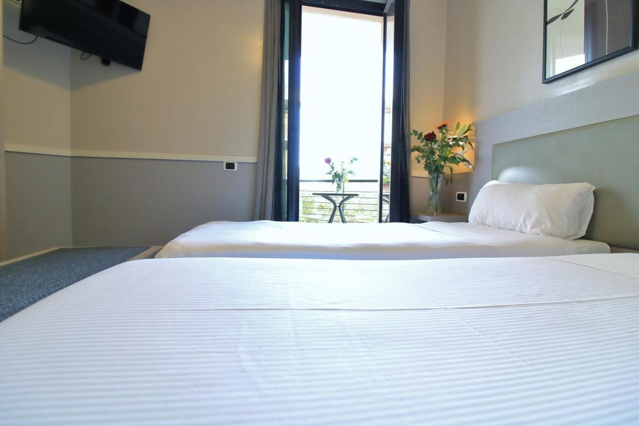 Noba Hotel e Residenze Roma Esterno foto